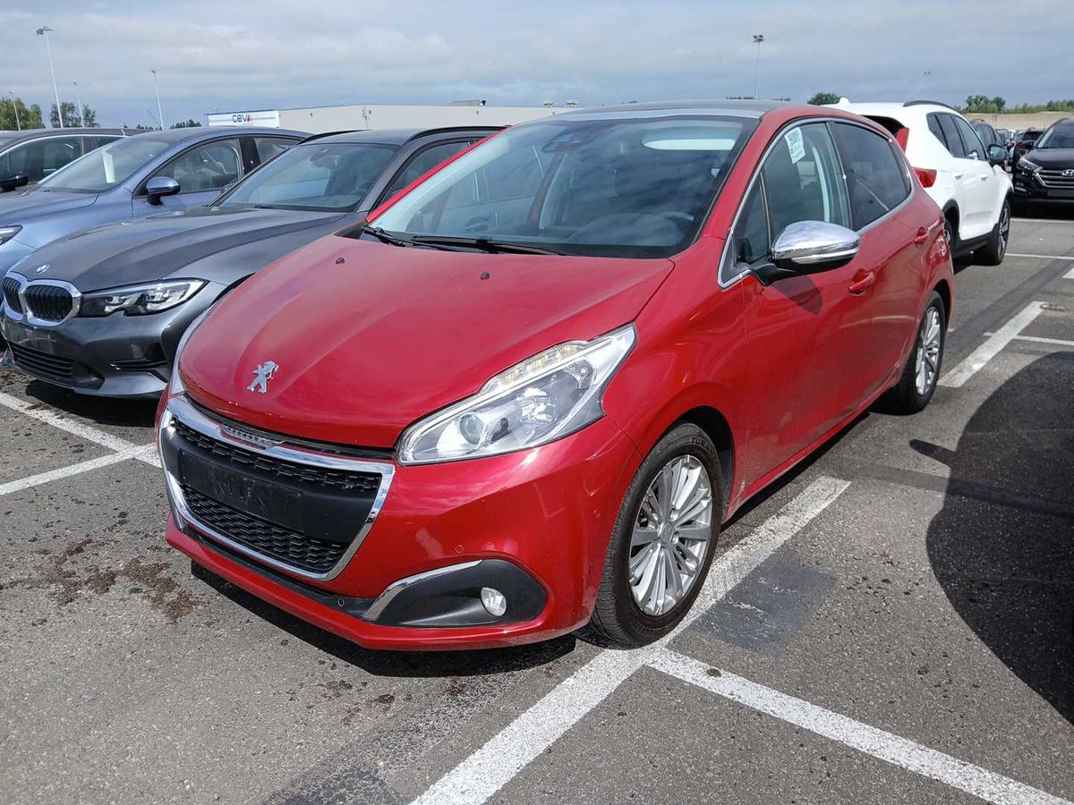 Peugeot 208 2016