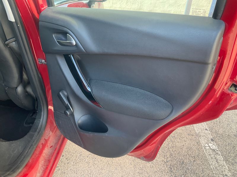Citroen C3 1.4 HDi Collection 2015 – снимка 39