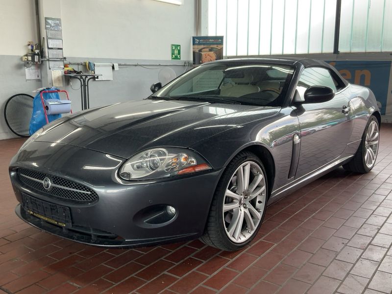 Jaguar XK 4.2 V8