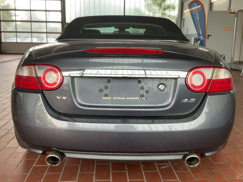 Jaguar XK 4.2 V8 — zdjęcie 5