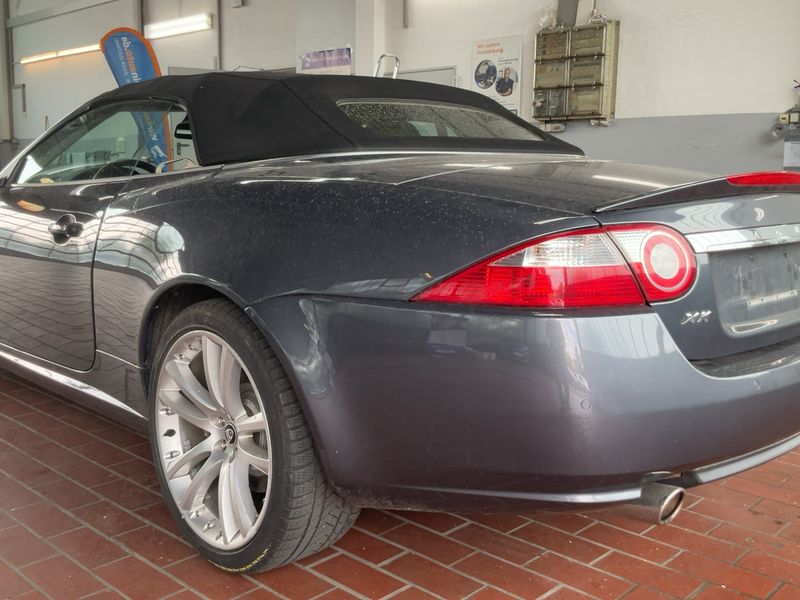 Jaguar XK 4.2 V8 — zdjęcie 3