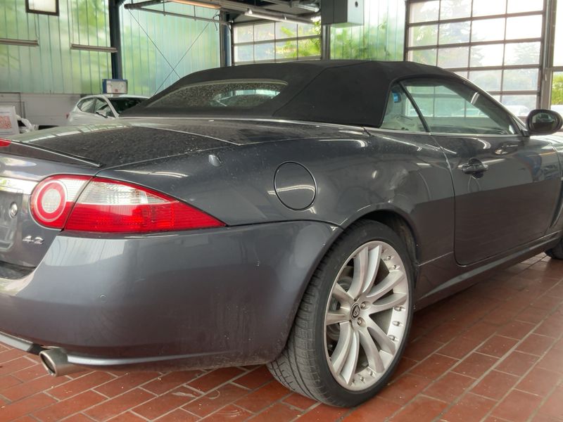 Jaguar XK 4.2 V8 — zdjęcie 6