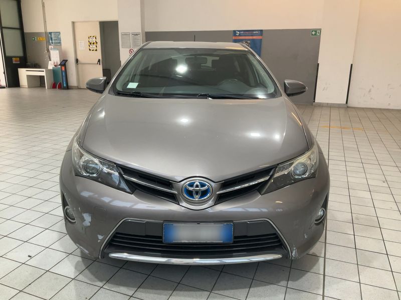 Toyota Auris 1.8 Hybrid Active+ — zdjęcie 9