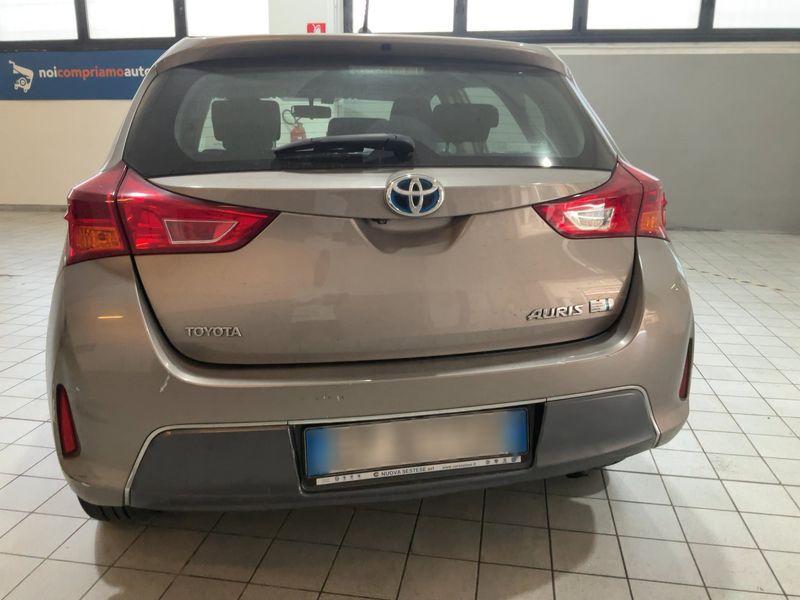 Toyota Auris 1.8 Hybrid Active+ — zdjęcie 5