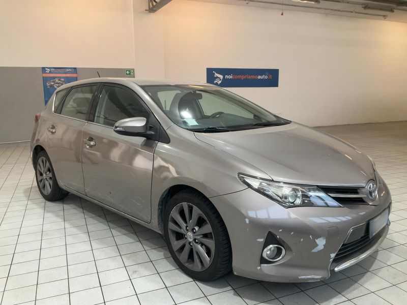 Toyota Auris 1.8 Hybrid Active+ — zdjęcie 8