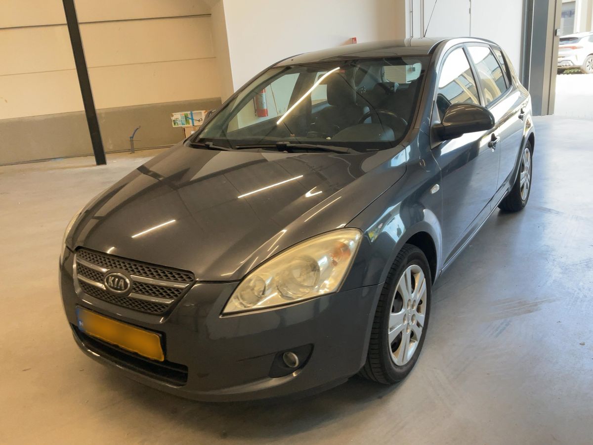 Kia cee'd 2009