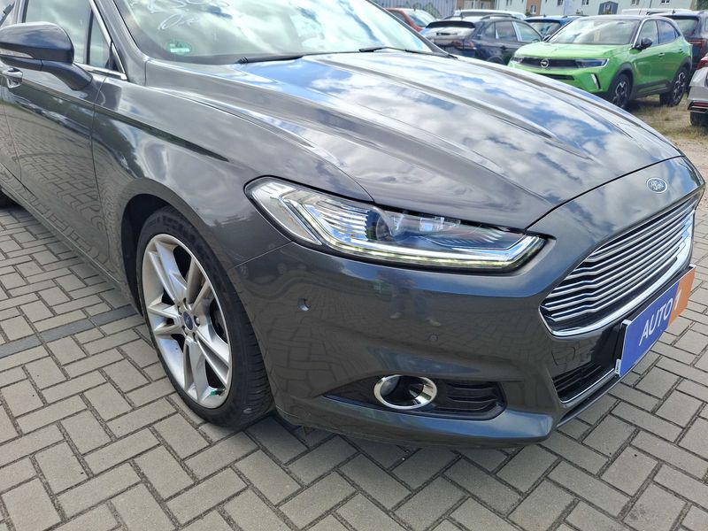 Ford Mondeo 2.0 TDCi Bi-Turbo Titanium — zdjęcie 6