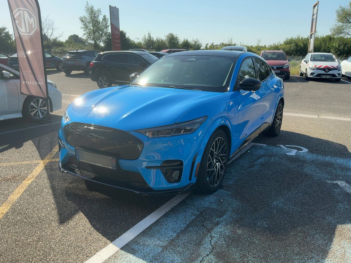 Ford Mustang 2021 — photo 1