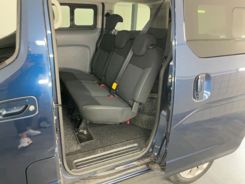 Nissan NV200 Evalia 1.5 dCi Evalia Tekna — zdjęcie 14