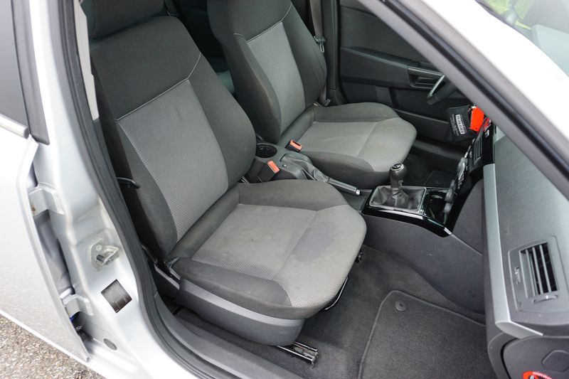 Opel Astra 1.6 Edition 111 "Jahre" — zdjęcie 10