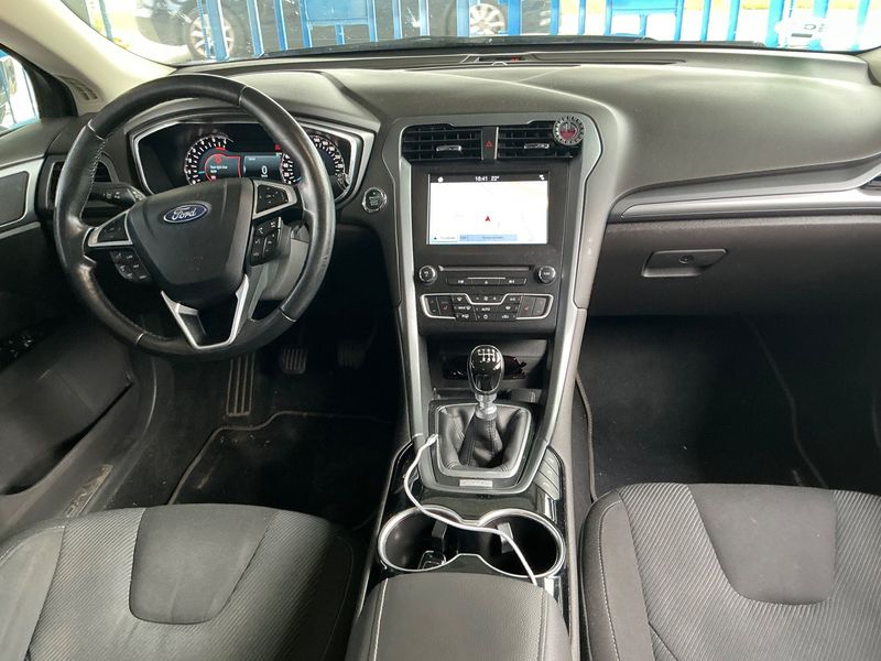 Ford Mondeo 2.0 TDCi Titanium 2016 – снимка 17
