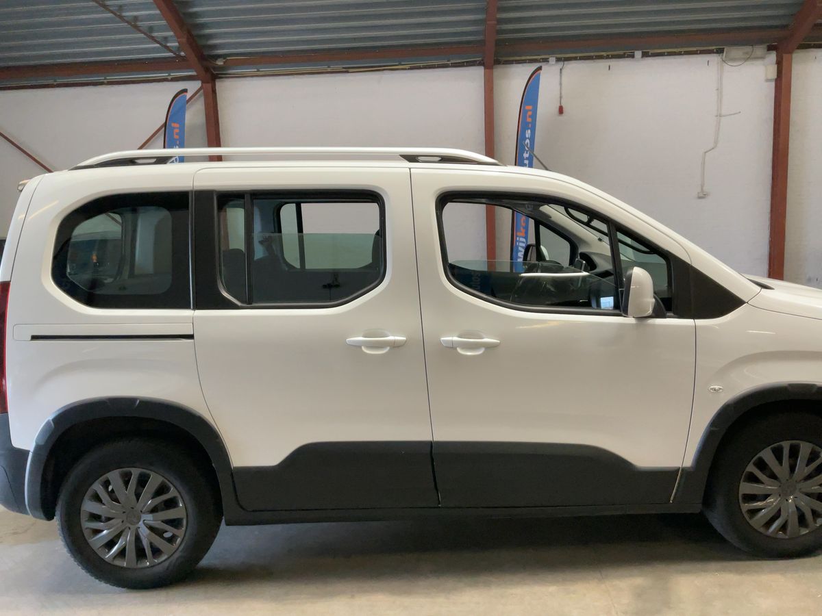 Peugeot Rifter 2020 — photo 11