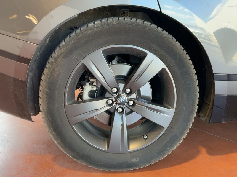 Land Rover Range Rover Velar 2.0 Diesel S R-Dynamic 2019 – снимка 9
