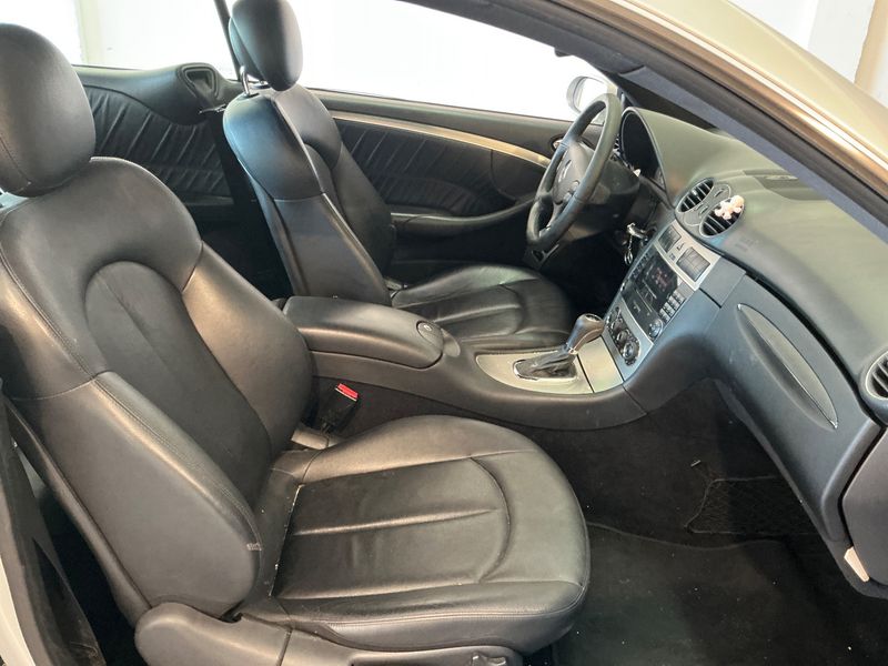 Mercedes-Benz CLK-Klasse CLK 220 CDI Avantgarde — zdjęcie 11