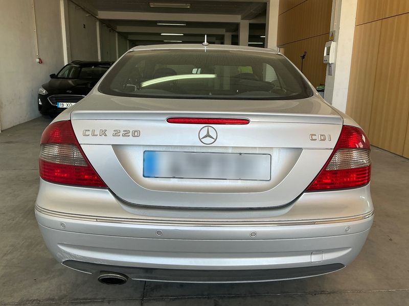 Mercedes-Benz CLK-Klasse CLK 220 CDI Avantgarde — zdjęcie 5