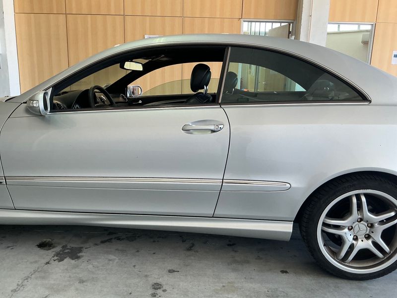 Mercedes-Benz CLK-Klasse CLK 220 CDI Avantgarde — zdjęcie 4