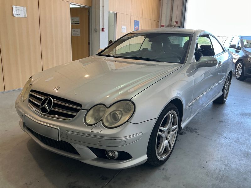 Mercedes-Benz CLK-Klasse CLK 220 CDI Avantgarde