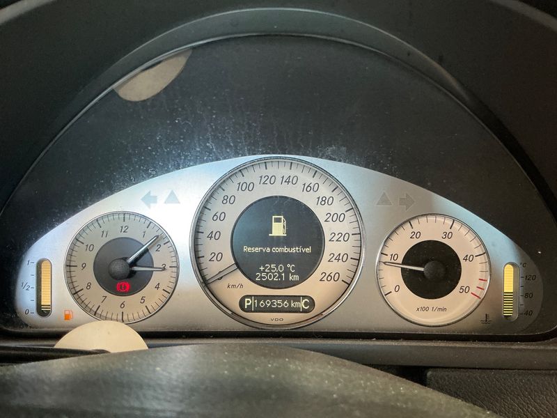 Mercedes-Benz CLK-Klasse CLK 220 CDI Avantgarde — zdjęcie 13