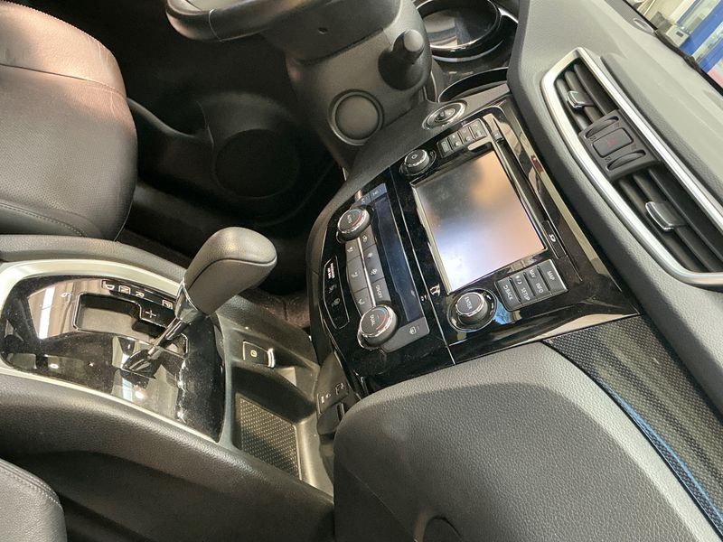 Nissan X-Trail 2.0 dCi Tekna 4x4 2017 – снимка 23