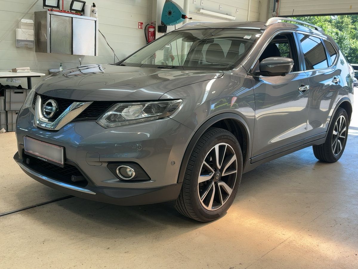 Nissan X-Trail 2017 — photo 1