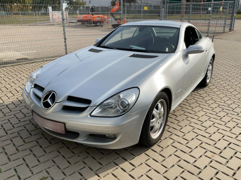 Mercedes-Benz SLK-Class