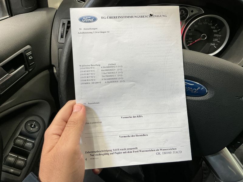 Ford Kuga 2.0 TDCi Titanium — zdjęcie 16