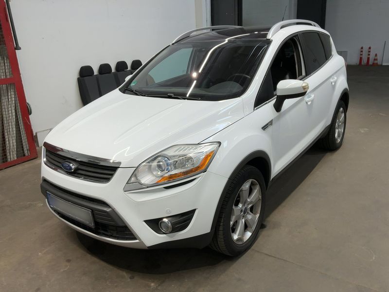 Ford Kuga 2.0 TDCi Titanium — zdjęcie 1