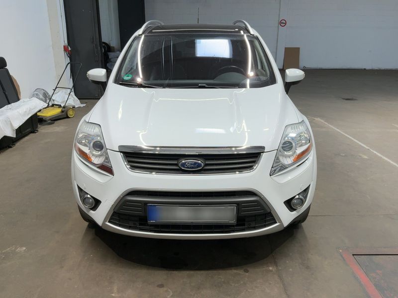 Ford Kuga 2.0 TDCi Titanium — zdjęcie 9