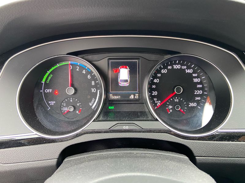 Volkswagen Passat 1.4 GTE — zdjęcie 12