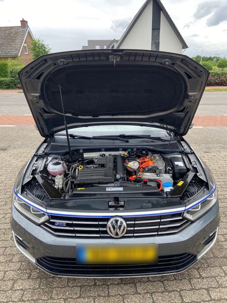 Volkswagen Passat 1.4 GTE — zdjęcie 15