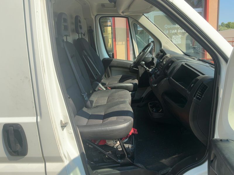 Citroen Jumper 2.0 Blue-HDi 35 L2H1 — zdjęcie 11