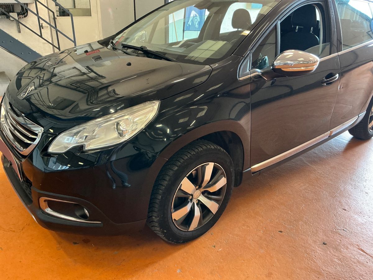 Peugeot 2008 1.6 e-HDi Allure