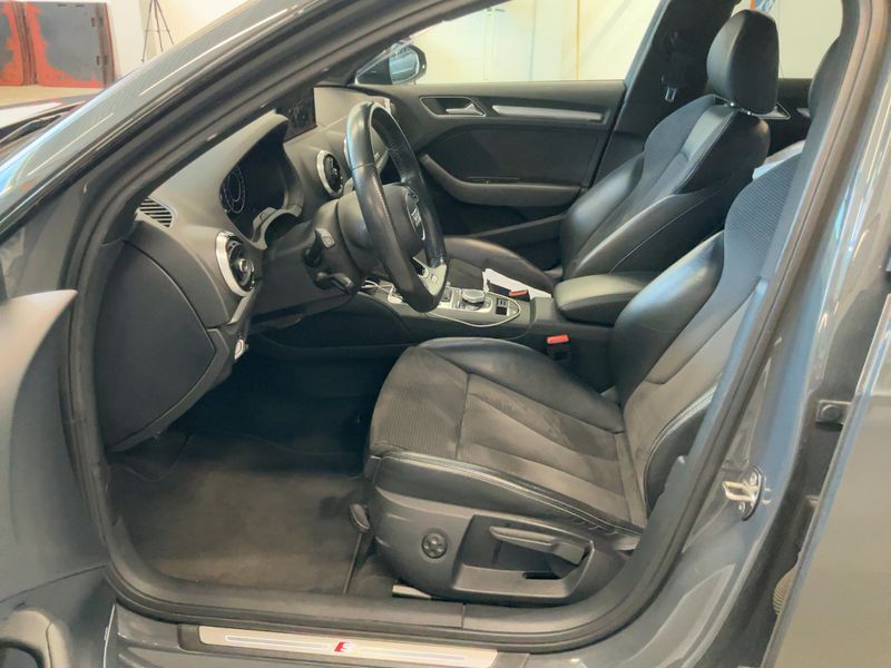 Audi A3 Sportback 2.0 TDI quattro Sport — zdjęcie 11