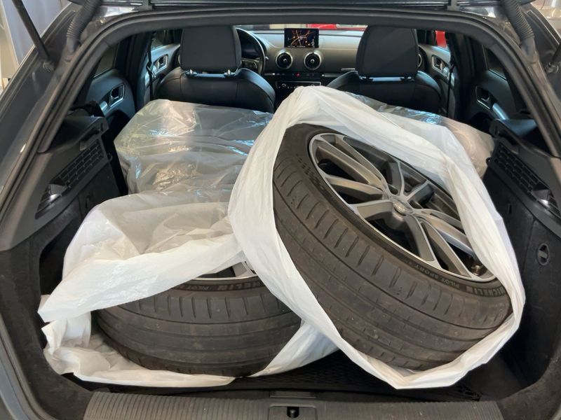 Audi A3 Sportback 2.0 TDI quattro Sport — zdjęcie 10
