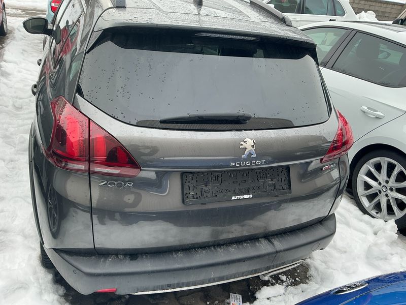 Peugeot 2008 1.2 PureTech Allure — zdjęcie 5