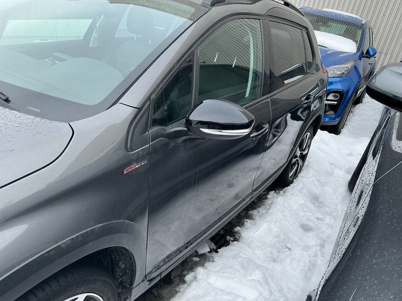 Peugeot 2008 1.2 PureTech Allure — zdjęcie 4