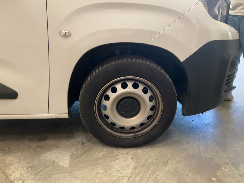 Peugeot Partner 1.5 Blue-HDi Asphalt L2 2020 – снимка 11