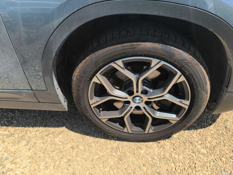 BMW X2 xDrive 20i Advantage — zdjęcie 19