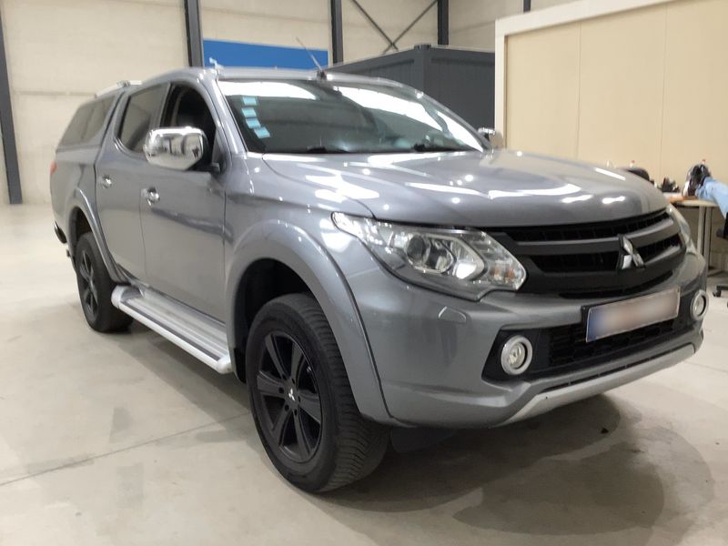 Mitsubishi L 200 2.4 DI-D SUV-Star+ Doppelkabine 4WD — zdjęcie 8
