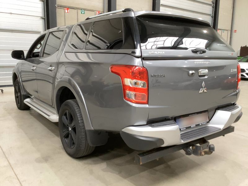 Mitsubishi L 200 2.4 DI-D SUV-Star+ Doppelkabine 4WD — zdjęcie 3