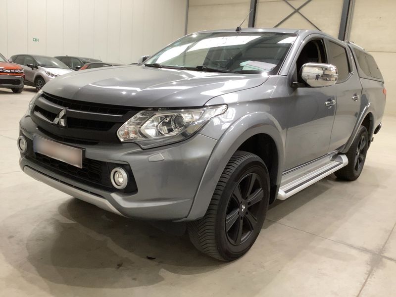 Mitsubishi L 200 2.4 DI-D SUV-Star+ Doppelkabine 4WD — zdjęcie 2