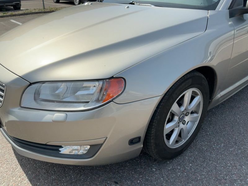 Volvo V70 1.6 D2 Kinetic — zdjęcie 2