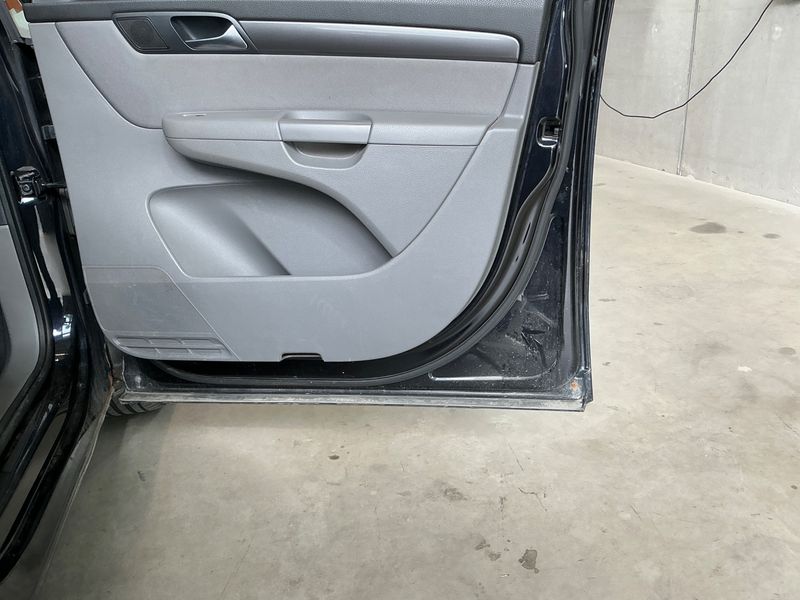 Seat Alhambra 2.0 TDI Reference Allrad 2013 – снимка 43
