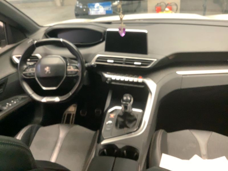 Peugeot 3008 1.5 Blue-HDi Allure — zdjęcie 12