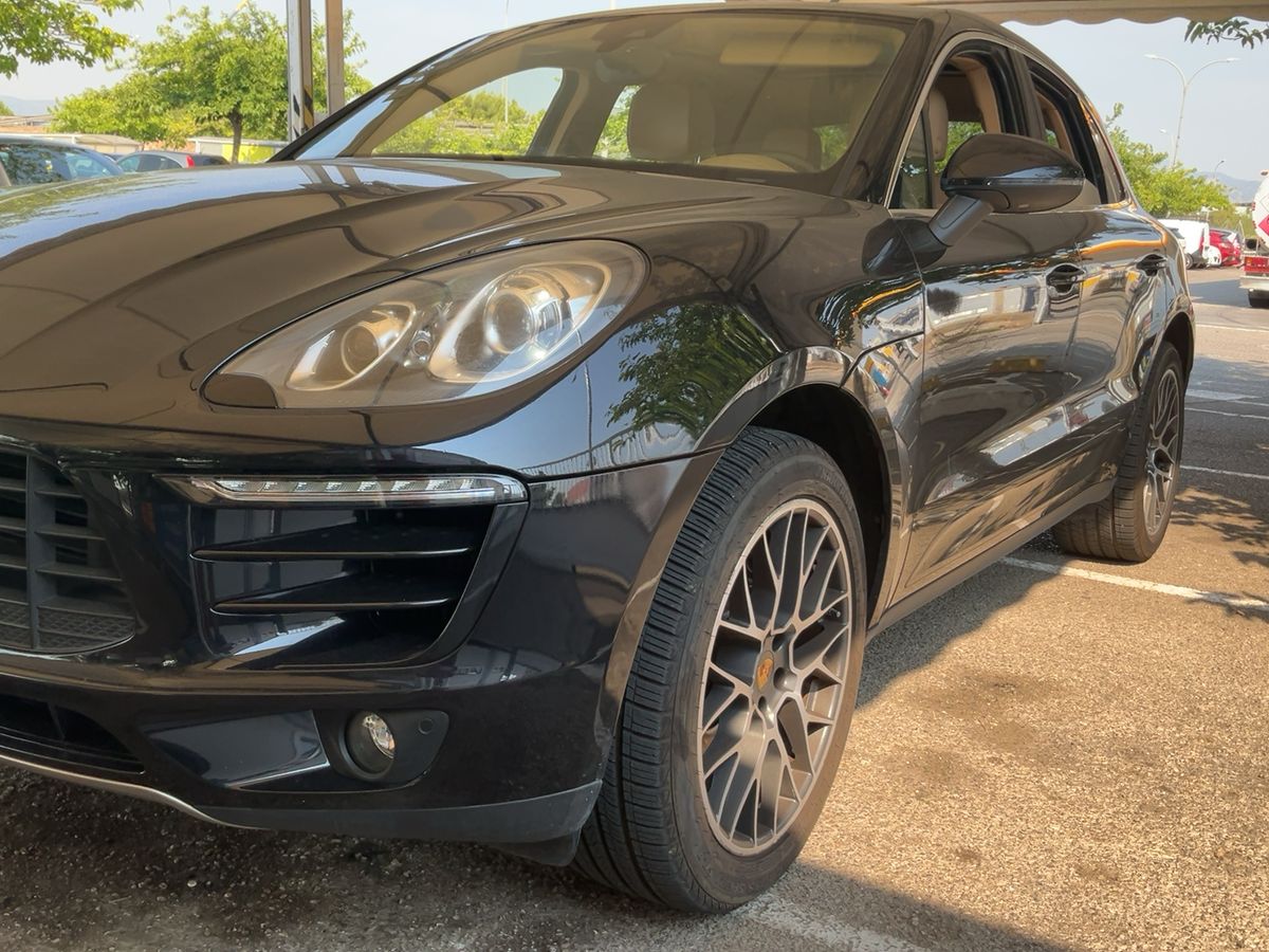 Porsche Macan S