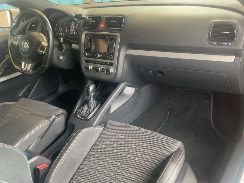 Volkswagen Scirocco 1.4 TSI Carat — zdjęcie 12