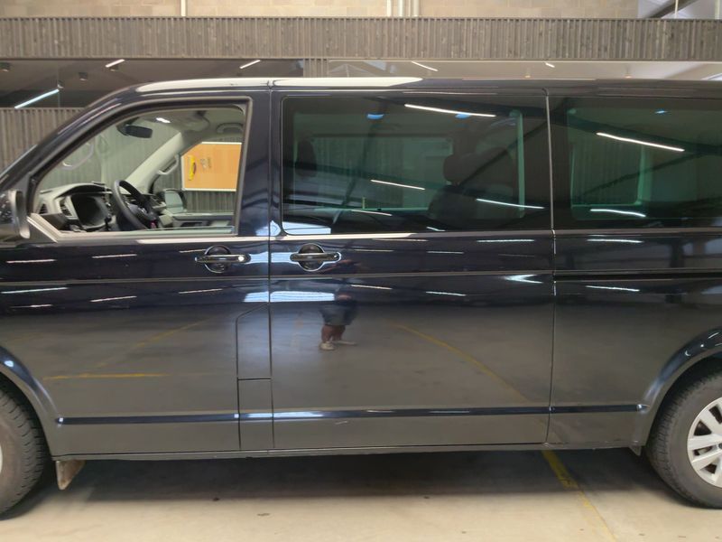 Volkswagen T6 Caravelle 2.0 TDI Comfortline lang FWD — zdjęcie 4