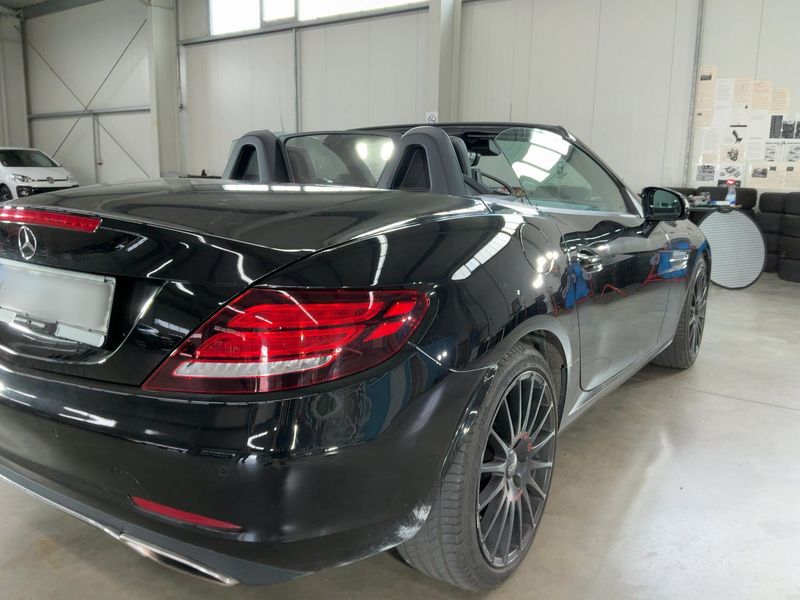 Mercedes-Benz SLC-Klasse SLC 200 CGI — zdjęcie 6