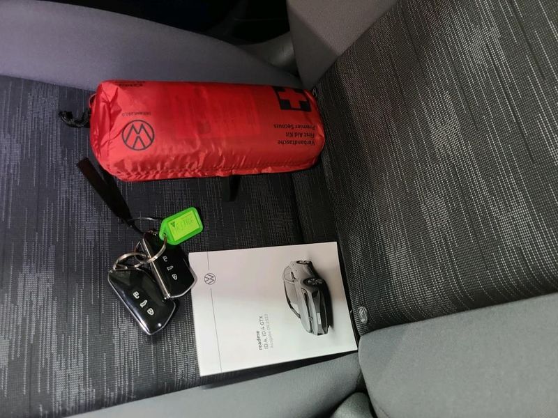 Volkswagen ID.4 electric drive 210 kW Pro mit Infotainment-Paket 4Motion — zdjęcie 16