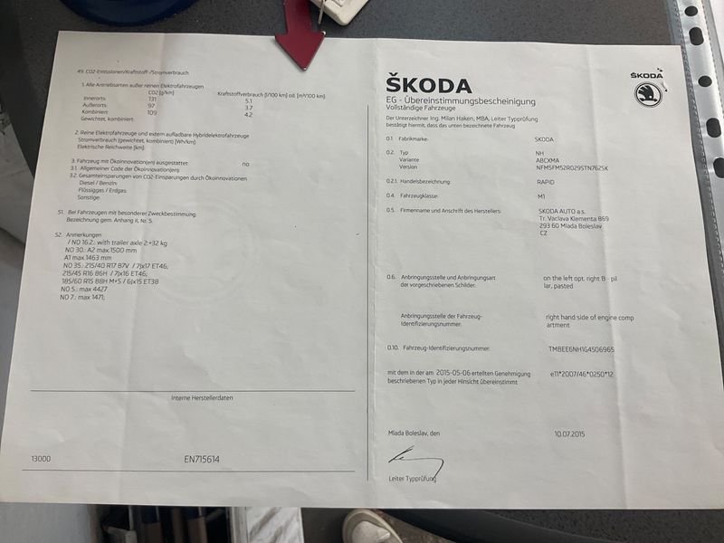 Skoda Rapid Spaceback 1.6 TDI EmotionPlus — zdjęcie 6